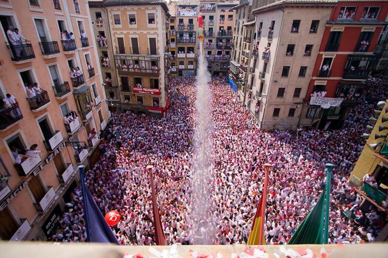 Trampantojo Apartamento En El Corazon De Pamplona Διαμέρισμα Εξωτερικό φωτογραφία